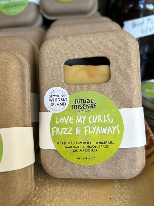 Love My Curls, Frizz & Flyaways shampoo bar